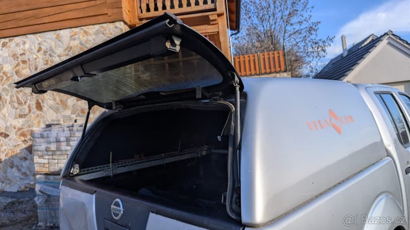 Hardtop na Nissan Navara Double-Cab 2.5 DCI 4WD