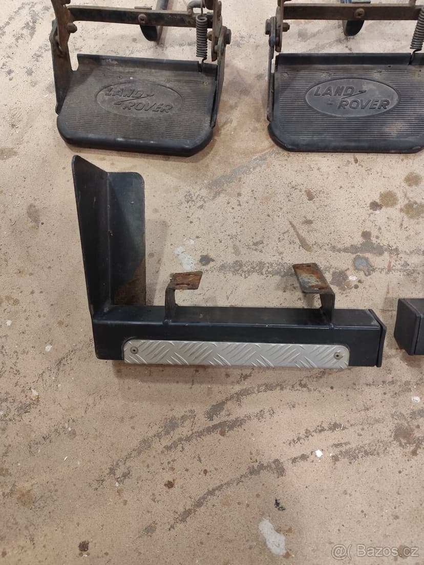 zahrádka Defender 90. rok 2011