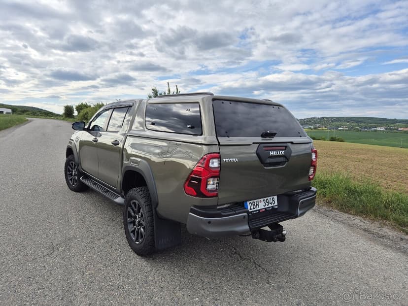 Toyota Hilux s DPH odpočtove vozidlo