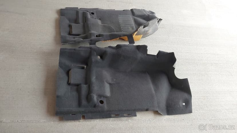 Nissan Navara D40 : Koberce přední