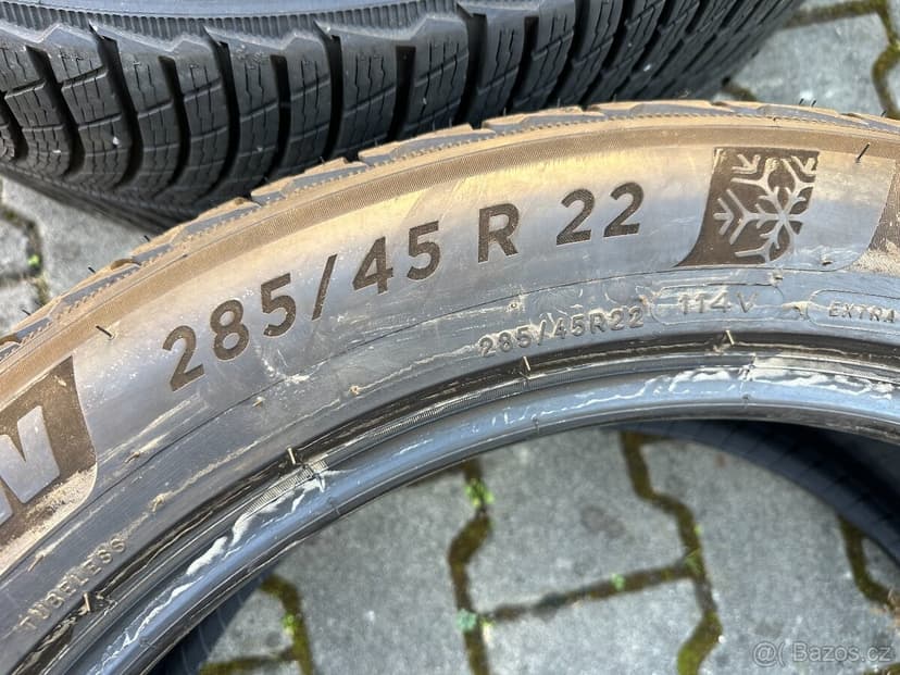 285/45 R22 Zimní pneumatiky MICHELIN
