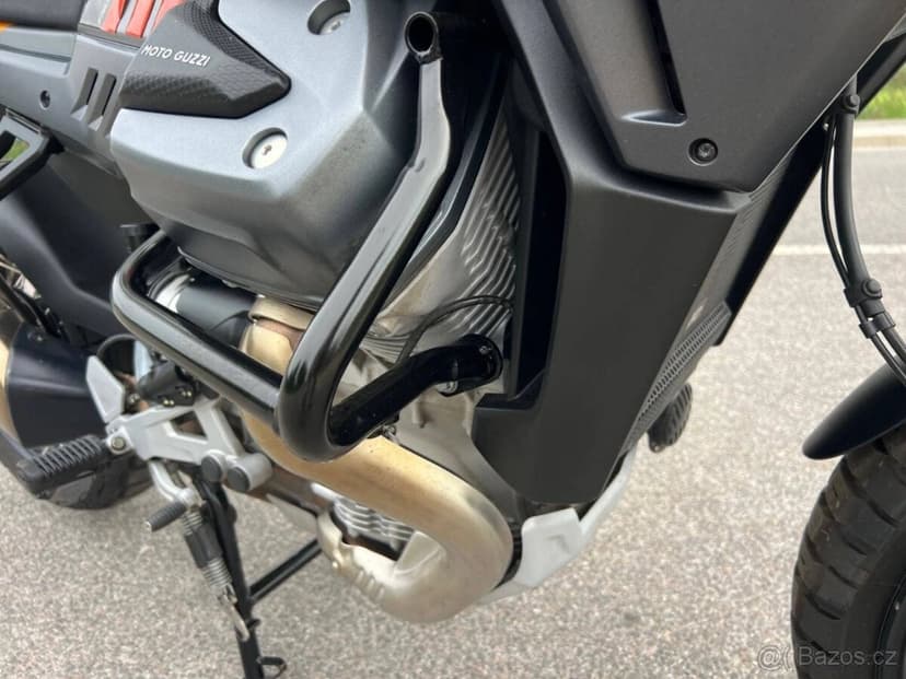 Moto Guzzi V 100 Stelvio