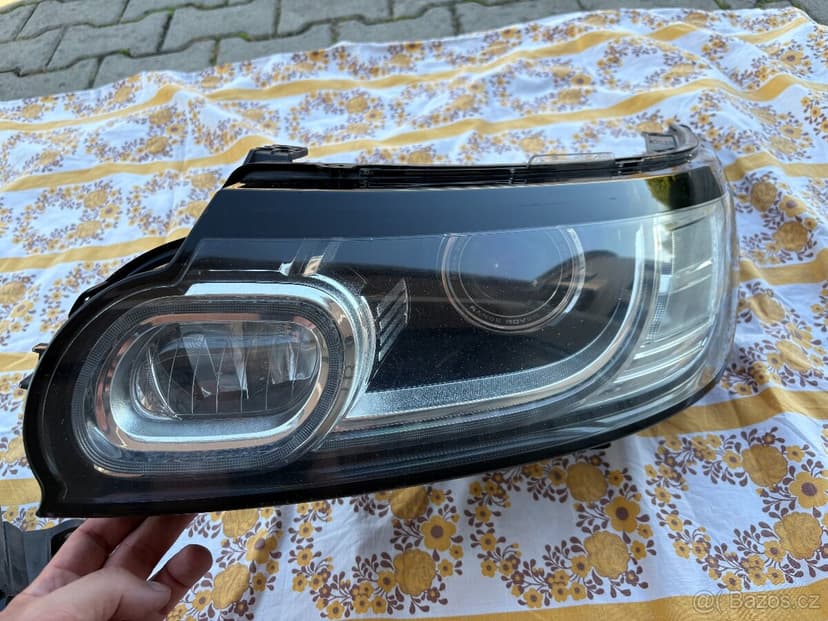 Range Rover Sport L494 přední originální světlomety s AFS