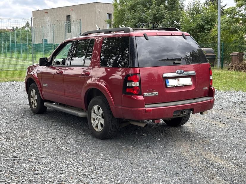 Ford Explorer XLT 4.0 V6 154kW 4x4 (2008)