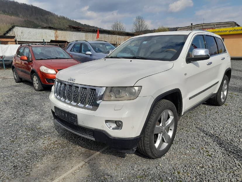 Jeep Grand Cherokee Overland 5.7 8V Hemi