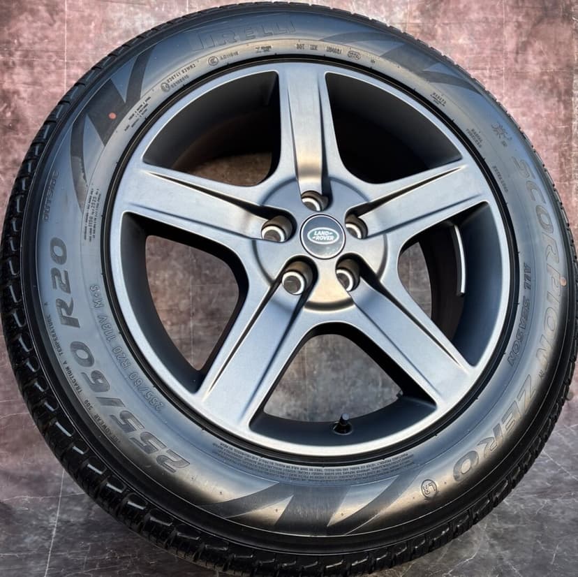 Originální alu kola Land Rover Defender 255/60R20
