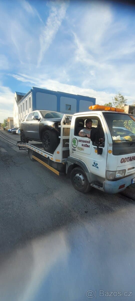 Odtahovka Nissan Cabstar rok 2001 3.0 turbo diesel