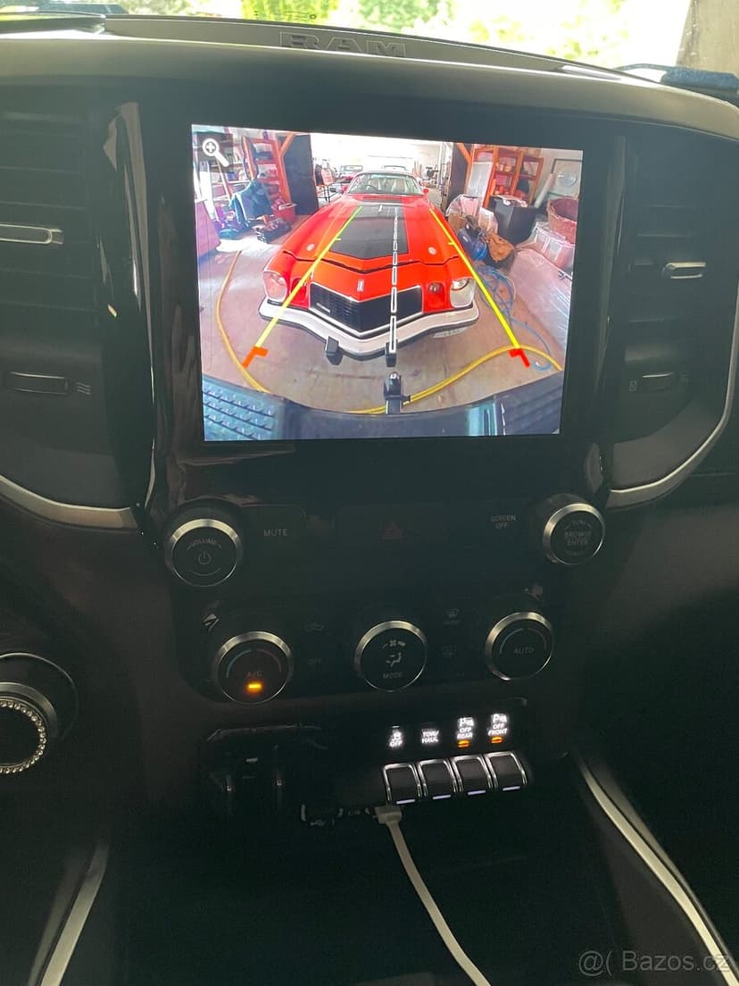 Dodge Ram 2500 HD 6,4 BLACK EDDITION