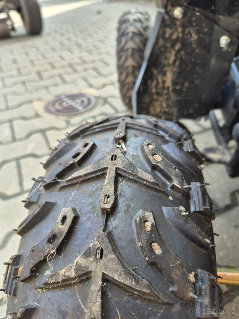 Dětská čtyřkolka