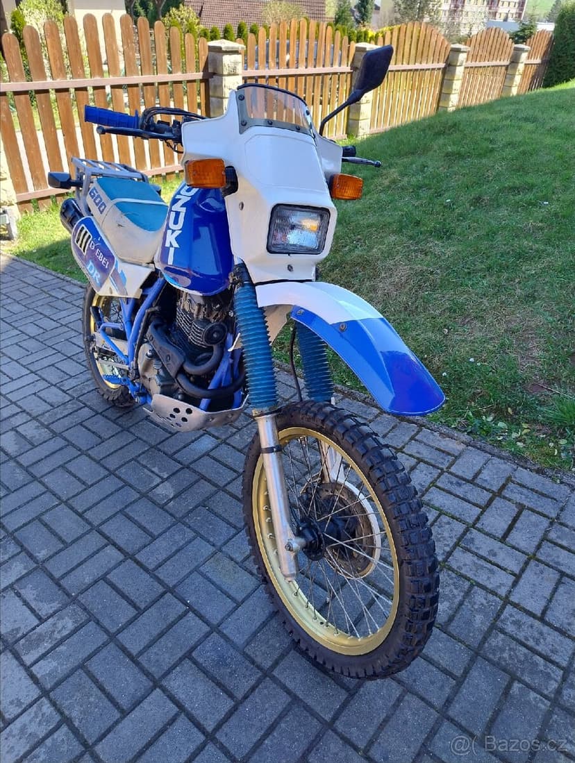 Suzuki DR 600S  Djebel