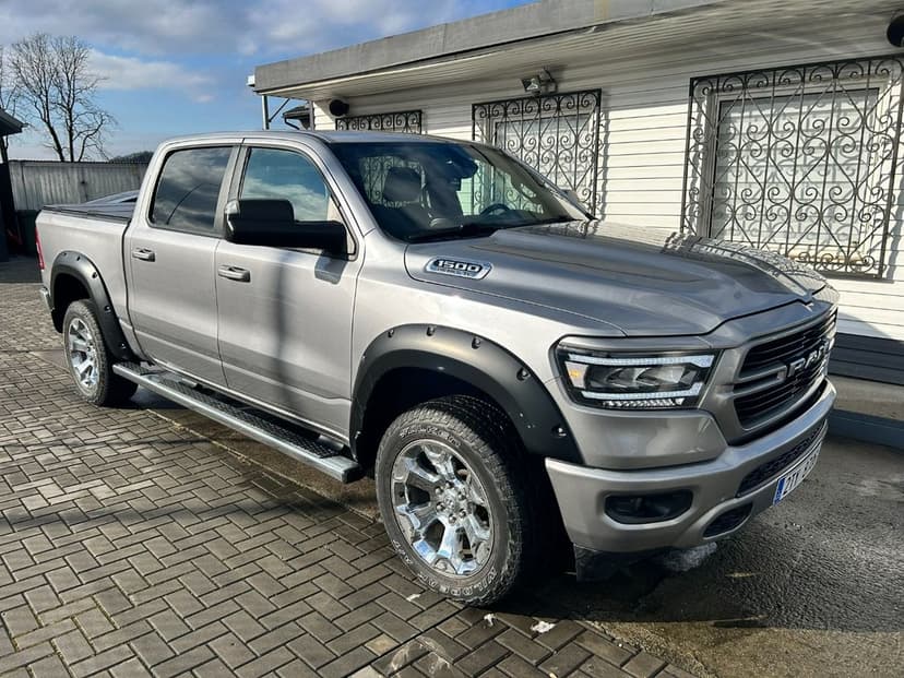 Dodge RAM 1500 5.7 HEMI 4x4