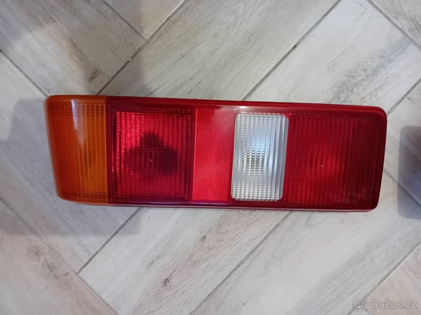 Zadní světla Ford Sierra 2