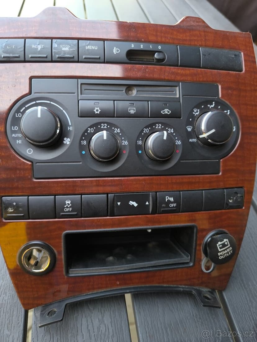 Jeep grand Cherokee  3.0 crdi rok 2006