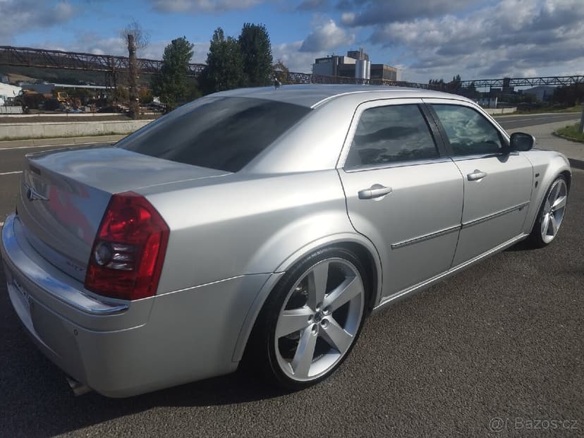 Orig.STARTECH SD6 300c SRT perf.stav..Alu 22"