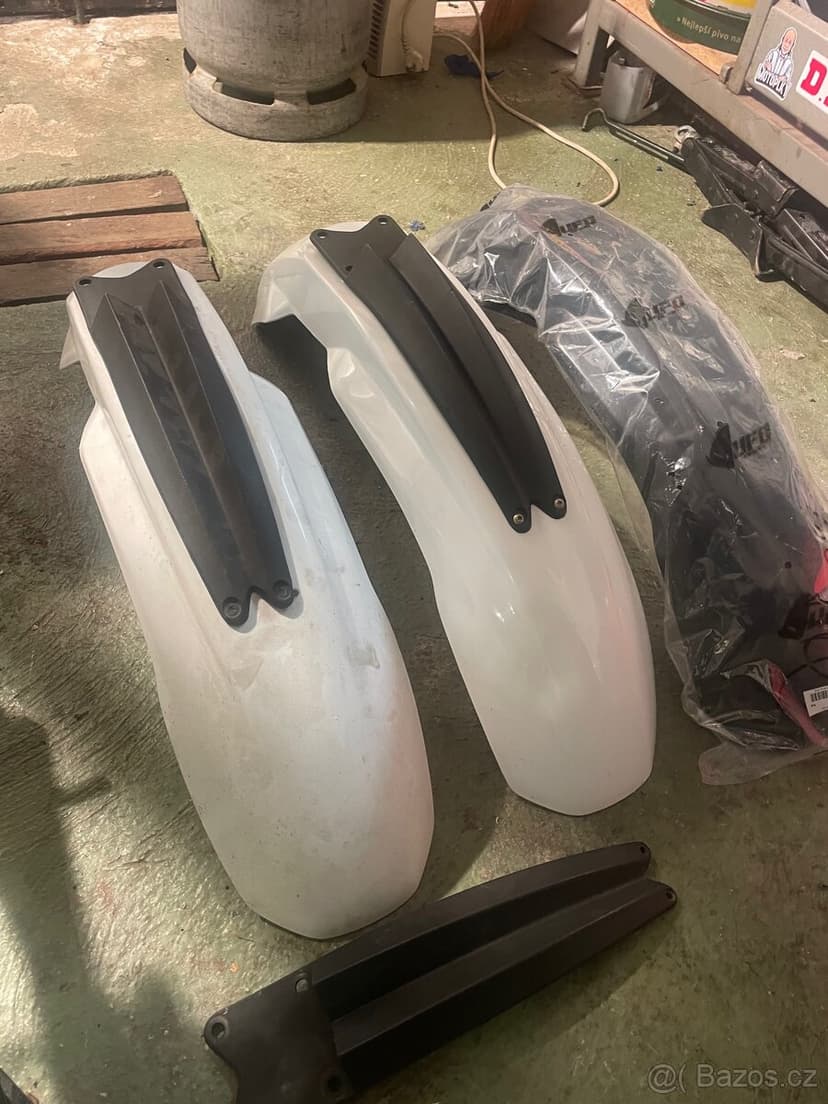 Přední blatníky Husqvarna