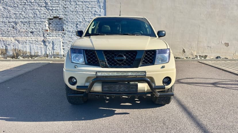 Nissan Navara 2.5 128 kW Automat – r.v. 2006, krásný stav