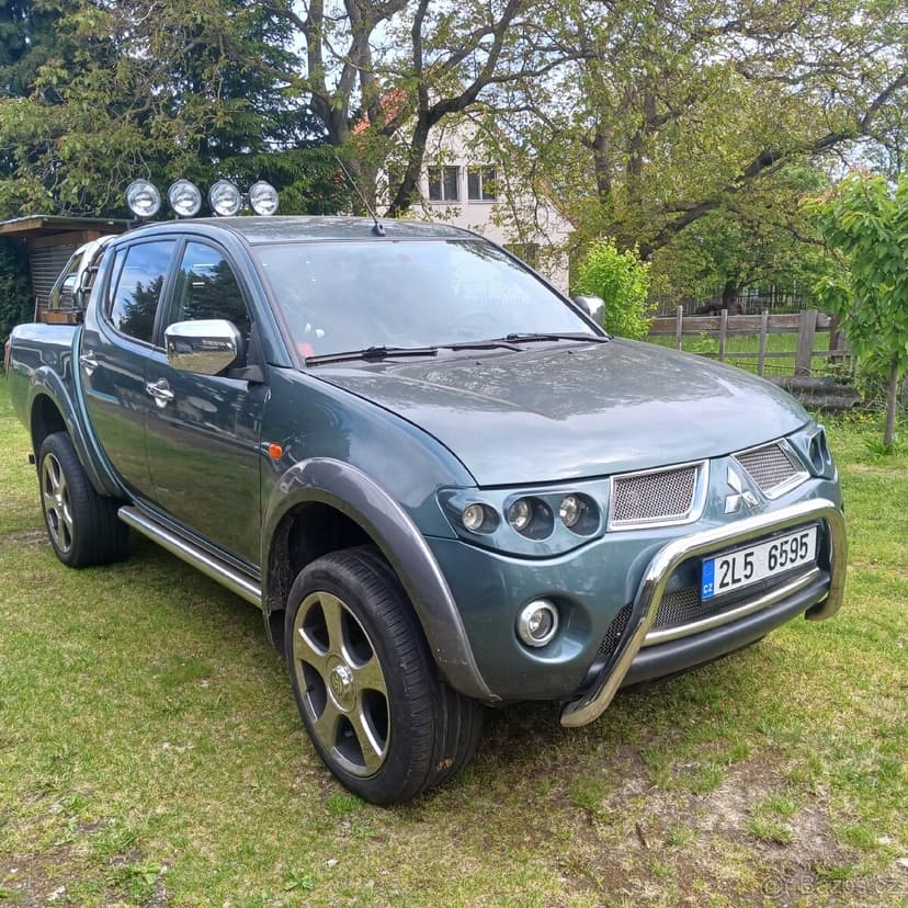 Mitsubischi L 200 2,5 DC 100kw 4x4