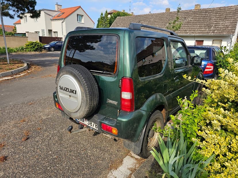 Suzuki Jimny 1.3 rok 2010