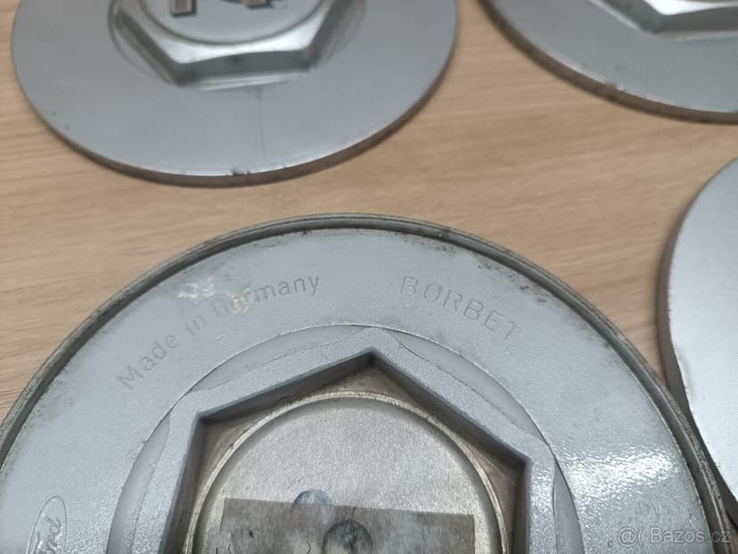 Prodám sadu středových Pokliček Ronal Ford RS