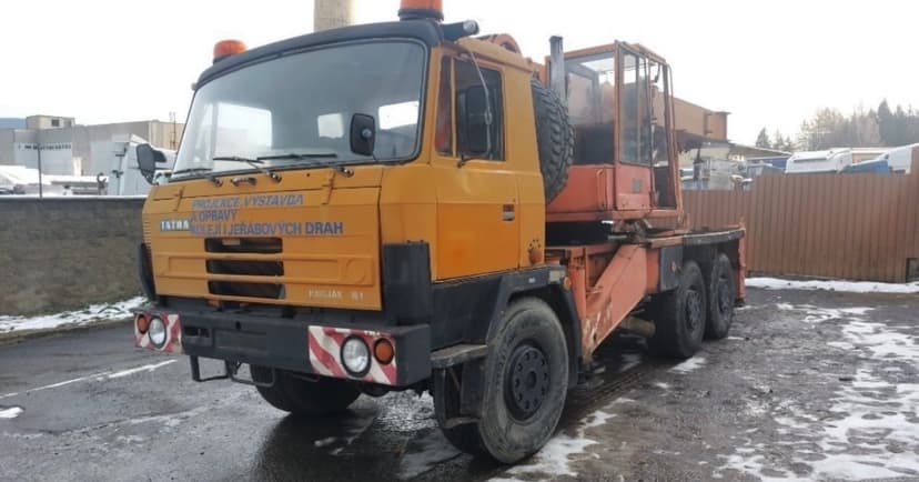 Tatra AV 14 - jeřáb