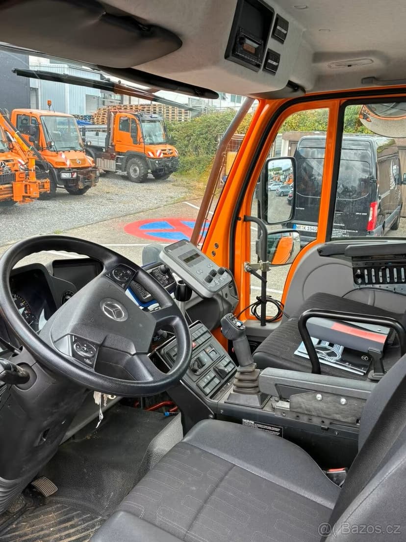 11t 4x4 Unimog U 318
