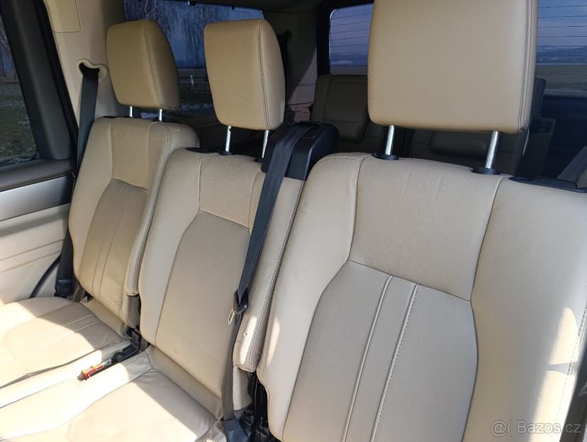 Land Rover Discovery 4