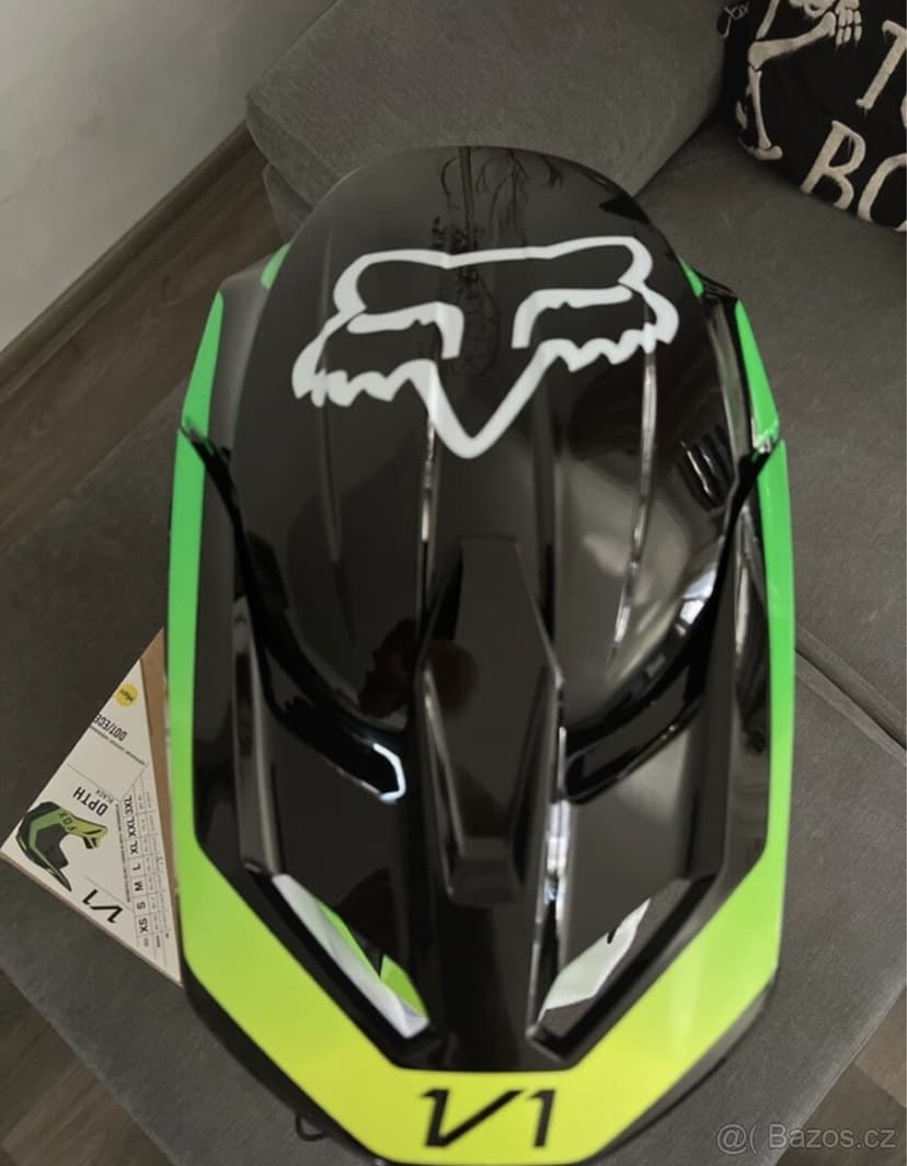 Helma na moto FOX V1