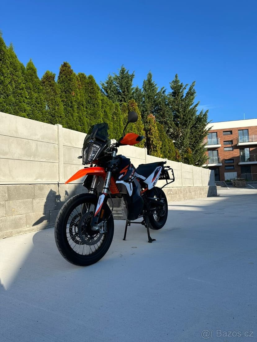 Predám KTM 890 Adventure R 2021