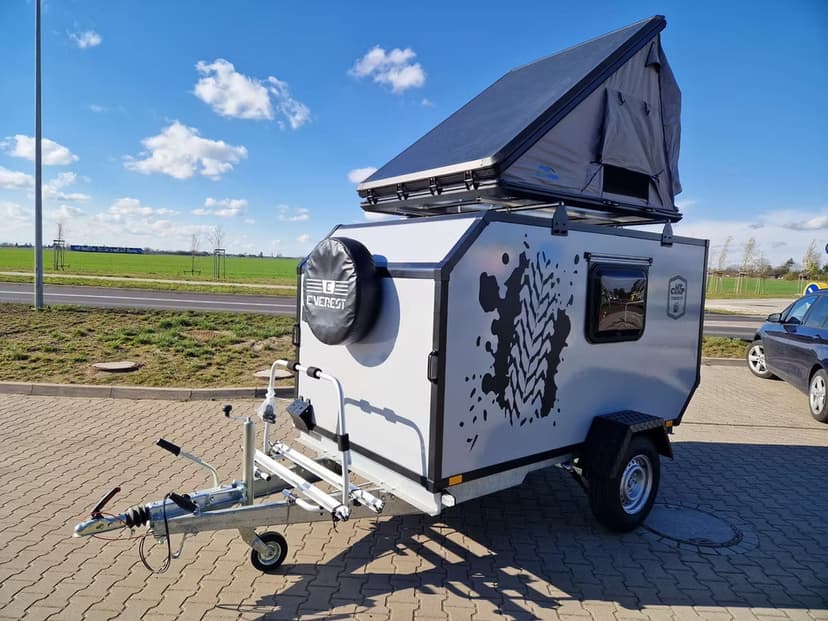 Karavany Everest Off-Road MT Camp