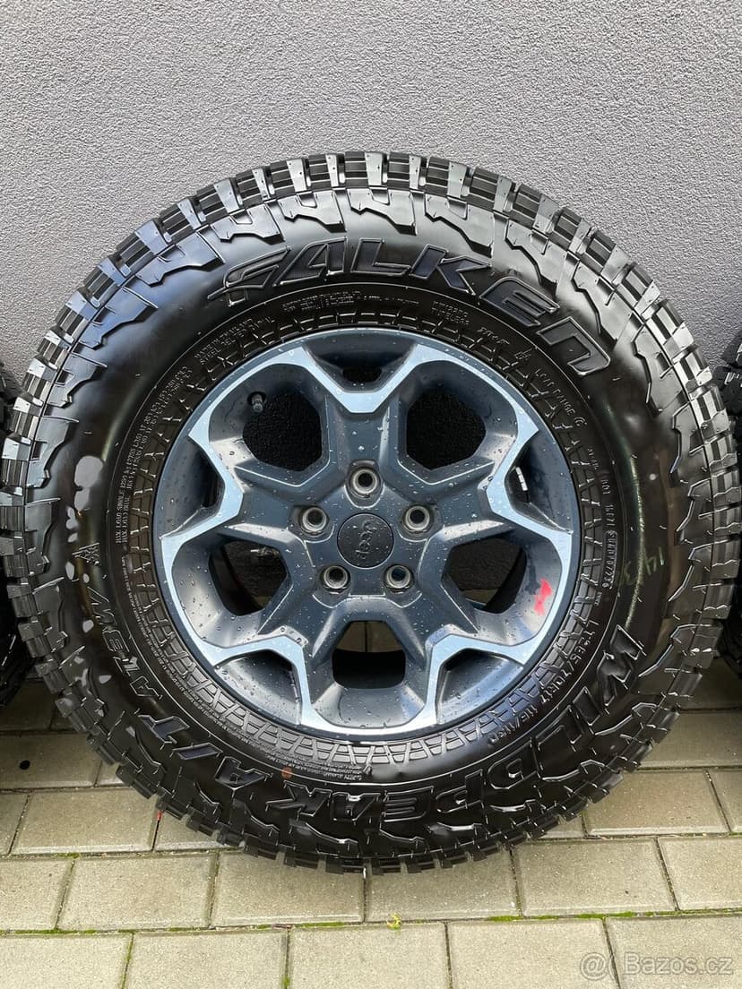 Kola Wrangler/Gladiátor R17