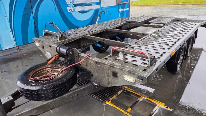 Autopřepravník VEZEKO MONACO 2500 kg