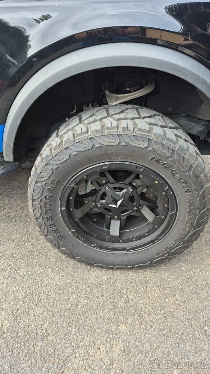 F-150 , Bronco 35/12.5 R20 121Q