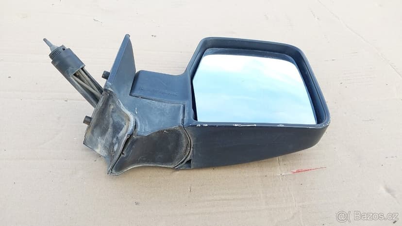 Nissan Patrol Španěl –  Zrcátko pravé