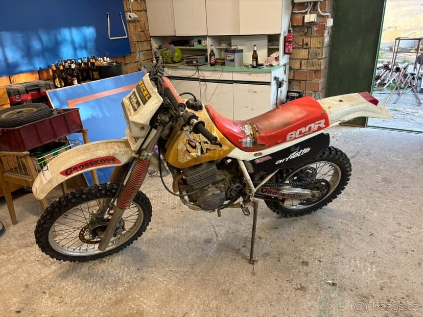 HONDA XR600R