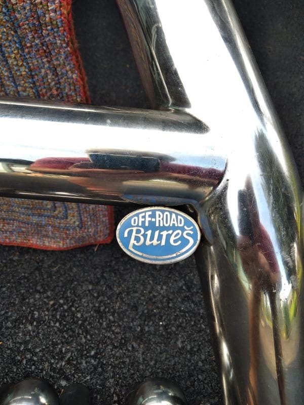 PŘEDNÍ RÁM NA AUTO