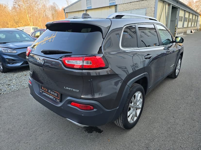 JEEP Cherokee 2.2 147kW 4x4 LIMITED KŮŽE NAVI - DPH