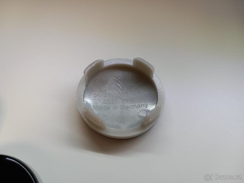 Středové krytky Ford, 54x52mm Black