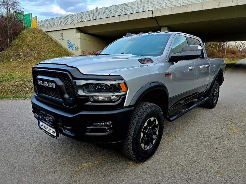 Dodge Ram 2500 Power Wagon, NEBOURANÉ, DPH, LPG