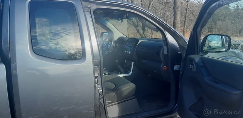 Nissan Navara King Cab 2,5 TD