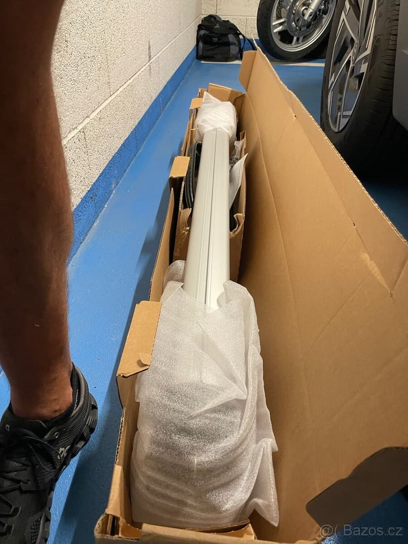 Zahrádka na auto - RANGE ROVER VELAR CROSS BARS