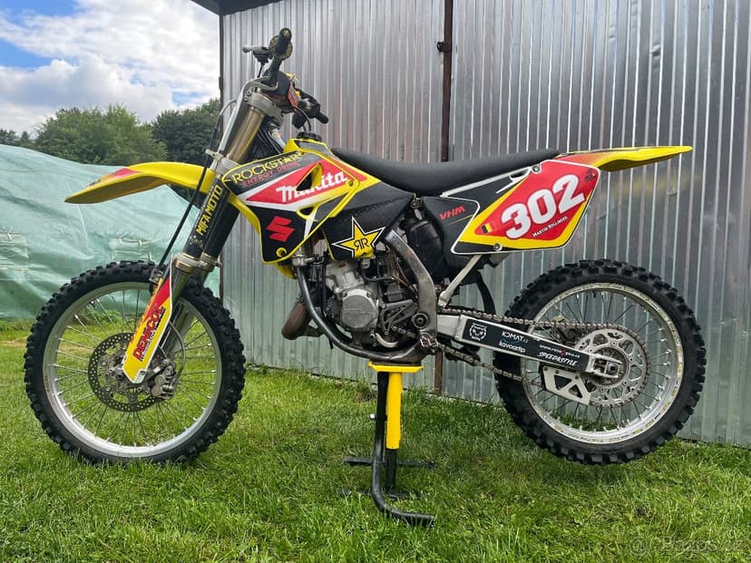 Suzuki rm 125