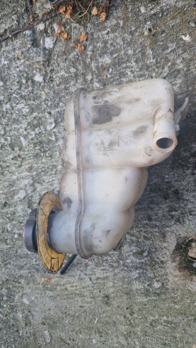 Prodám dílý na Land Rover Discovery