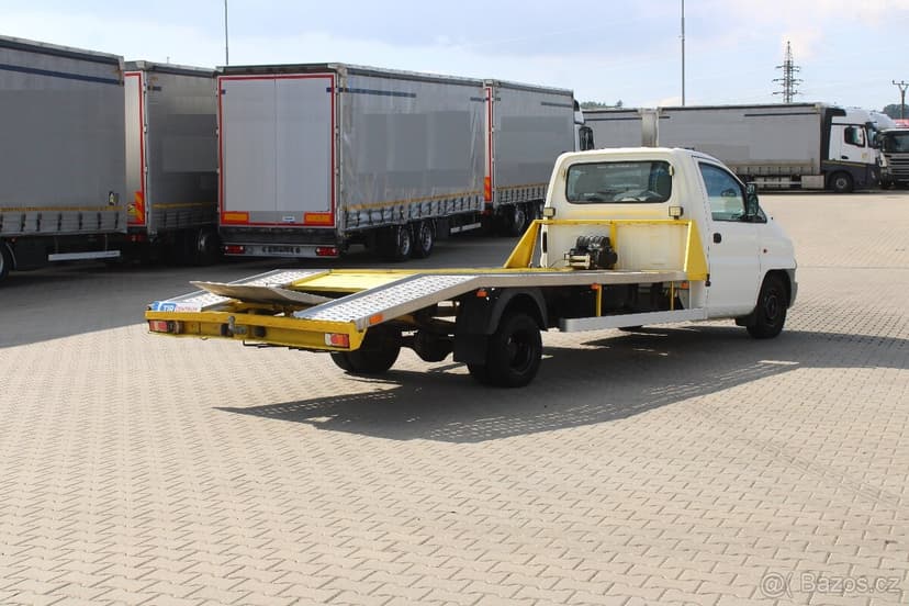 Hyundai H1 TRUCK, EURO 3, NÁJEZDY, NAVIJÁK, PNEU 90%