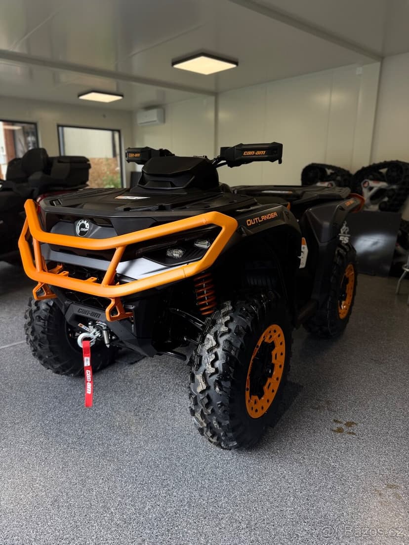 Canam outlander XTP 1000r 2025