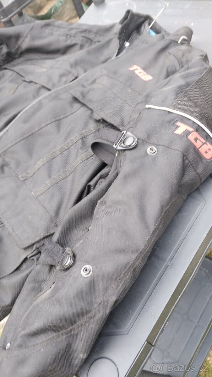 Prodej oblečení na čtyřkolku