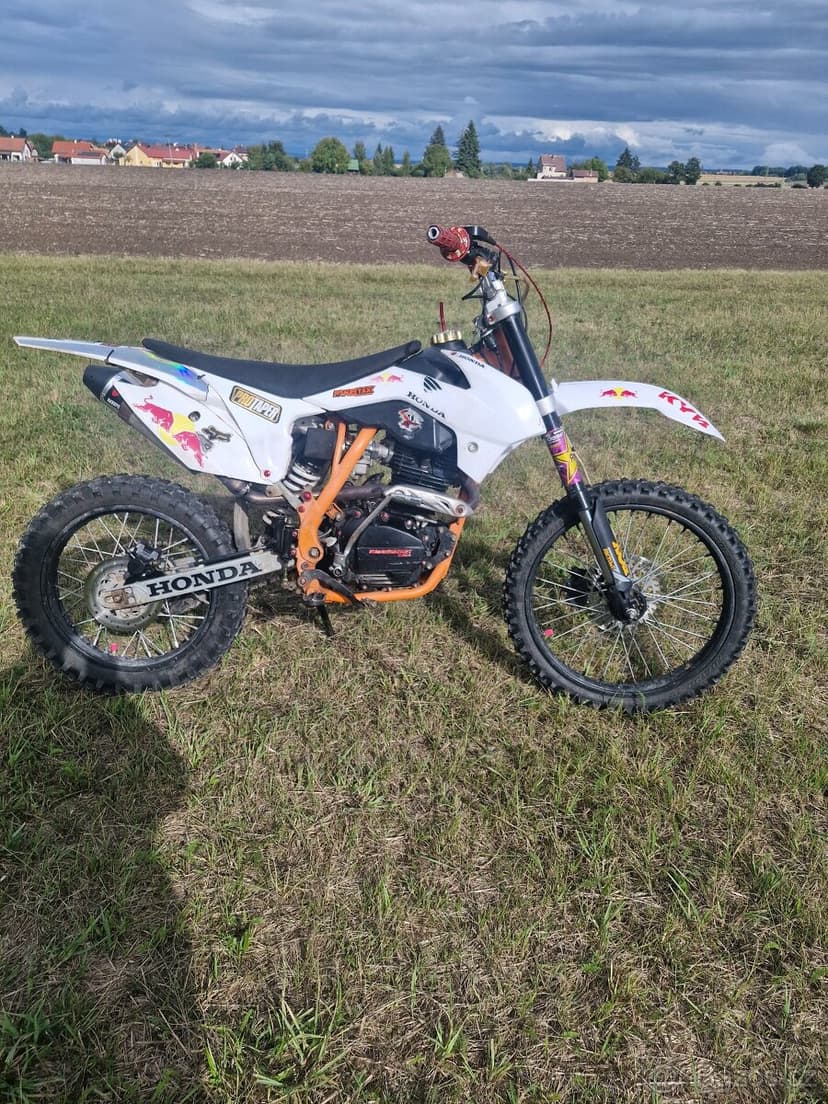 Pitbike Minirocket hurricane 250 19x16