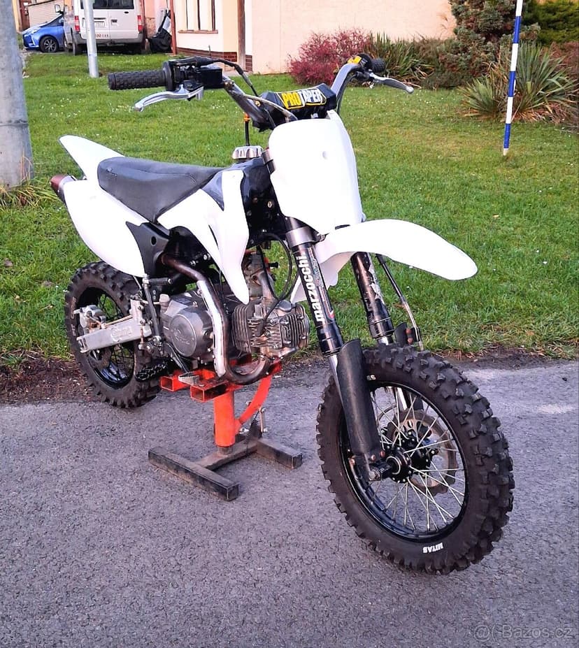 Pitbike Stomp 140 demonX