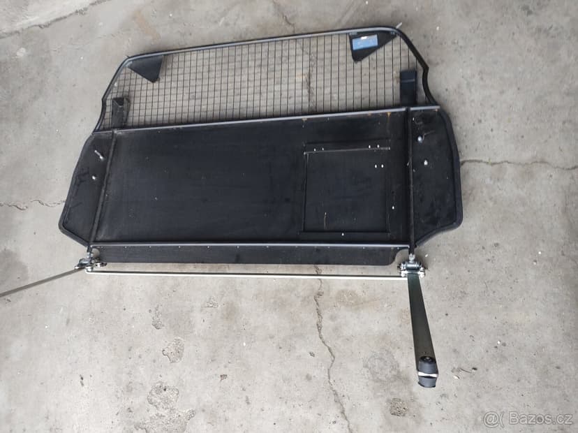 přepážka dělící mřížka do mpv suv kombik crossover offroad