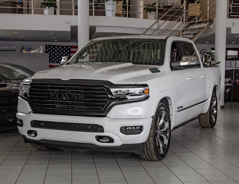 RAM 1500 Crew Cab Limited