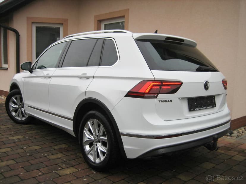 VW TIGUAN 2,0 TDI Highline 4x4 tažné 2x kola ACC DSG LED DPH